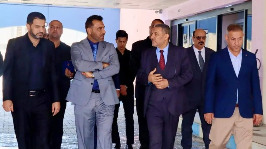 مدير مستشفى الناصرية للقلب برفقة مدير عام صحة ذي قار يستقبلان رئيس مجلس المحافظة و أحد الاعضاء في زيارة تفقدية