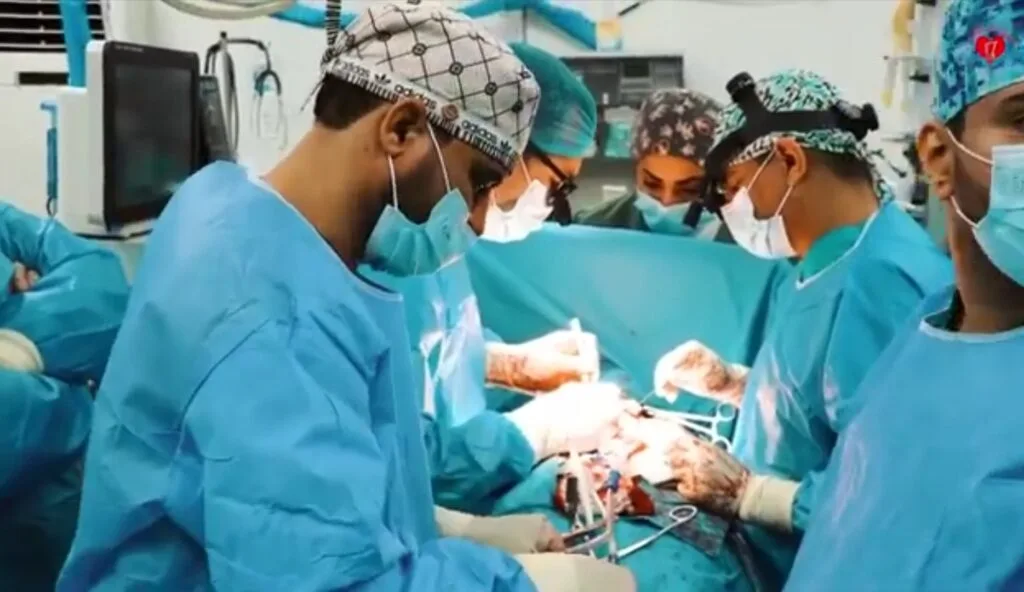 المرضى الان يكتسبون الشفاء بشكل تدريجي وهم يستعدون لمغادرة المستشفى .